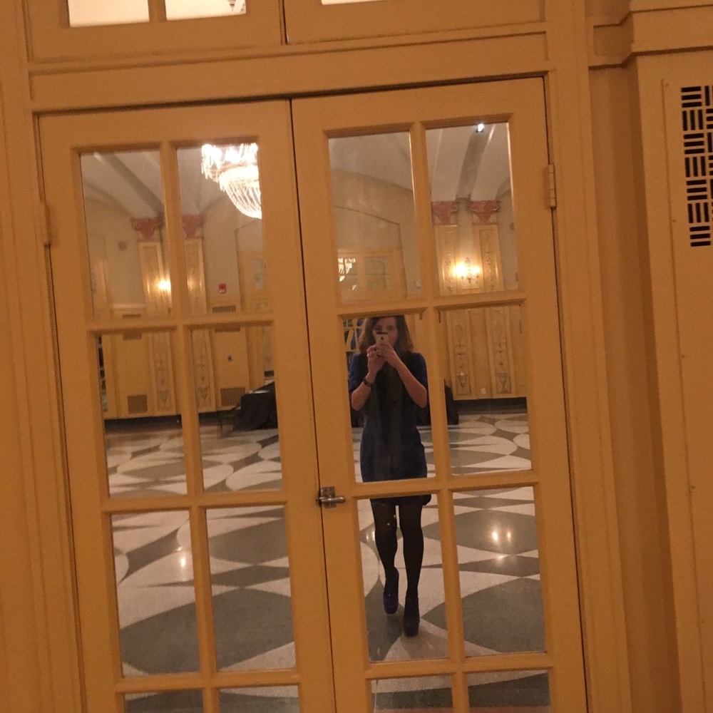 Meet your Posher, Moni